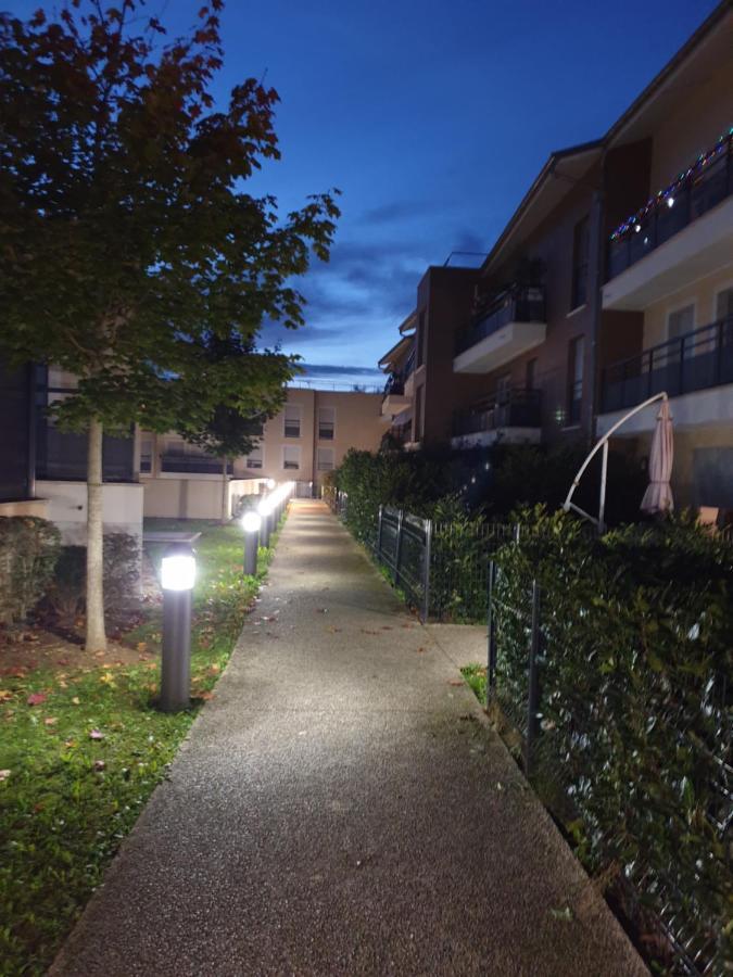 Appartement Studio O Fil De L'O A 12 Kilometres De Disneyland Paris Crecy-la-Chapelle Esterno foto